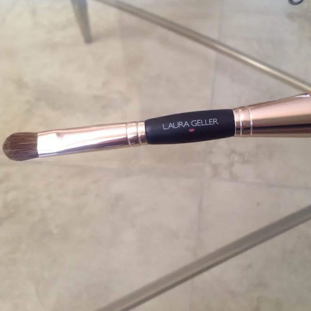 Laura Geller Double-Ended Powder / Eye Shadow Brush - Brand New